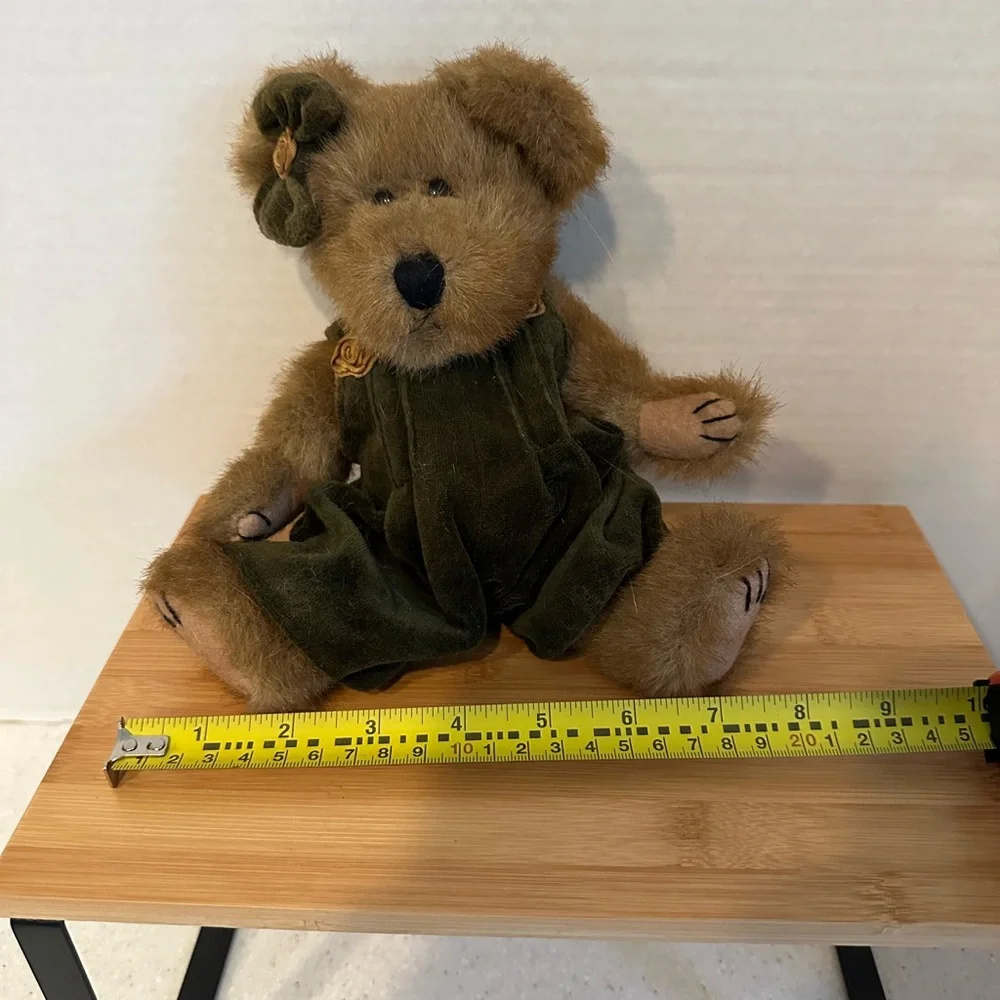 Vintage Boyds Bear Brown Teddy Bear with Tags Attached. Collectible